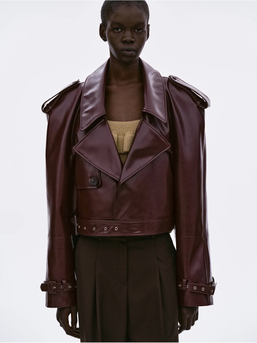 SOURCE UNKNOWN NOTAN BUCKLED FAUX-LEATHER CROPPED JACKET, BURGUNDY